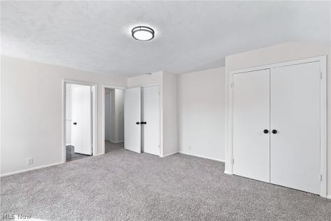 2131 Newbury Drive Cleveland OH 44112