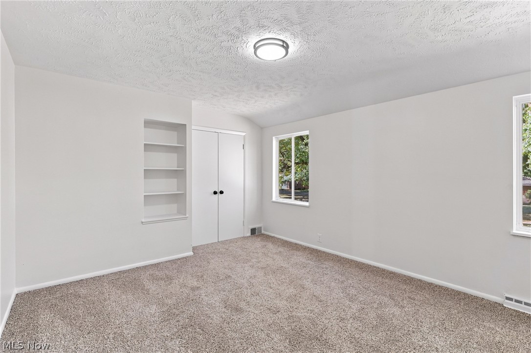 2131 Newbury Drive Cleveland OH 44112