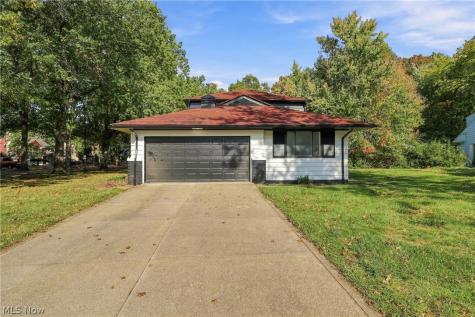 2131 Newbury Drive Cleveland OH 44112