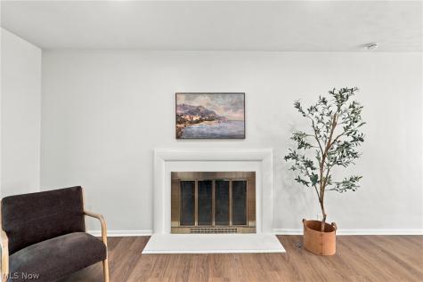 2131 Newbury Drive Cleveland OH 44112
