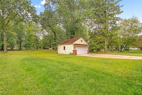 27484 Seneca Drive Westlake OH 44145