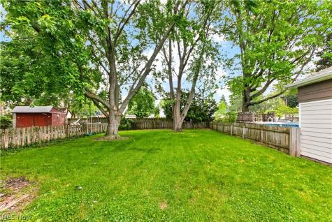 6806 Dartworth Drive Parma OH 44129