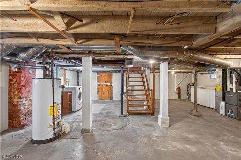 2443 3rd Street Cuyahoga Falls OH 44221