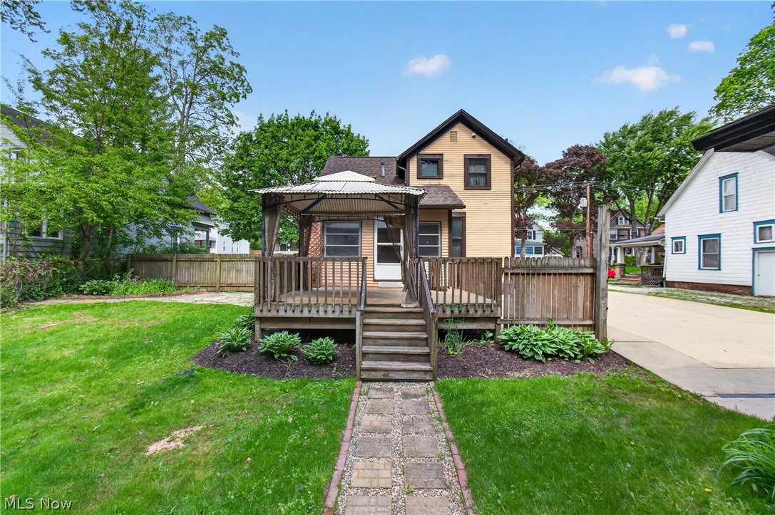 2443 3rd Street Cuyahoga Falls OH 44221