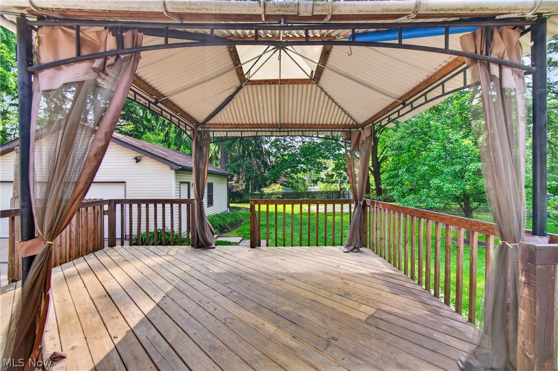 2443 3rd Street Cuyahoga Falls OH 44221