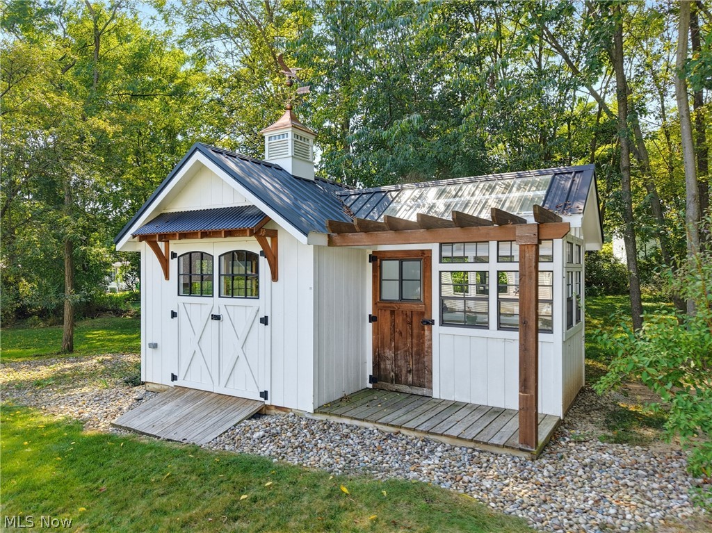 5044 Settlers Trace Wooster OH 44691