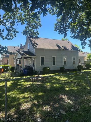 3015 Saratoga Avenue Cleveland OH 44109
