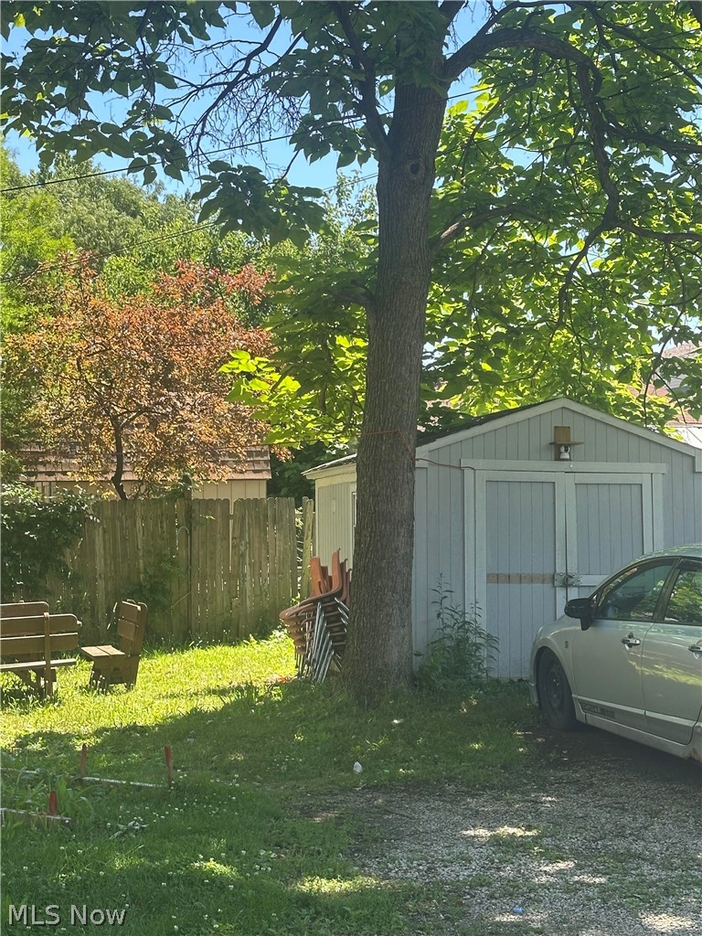 3015 Saratoga Avenue Cleveland OH 44109