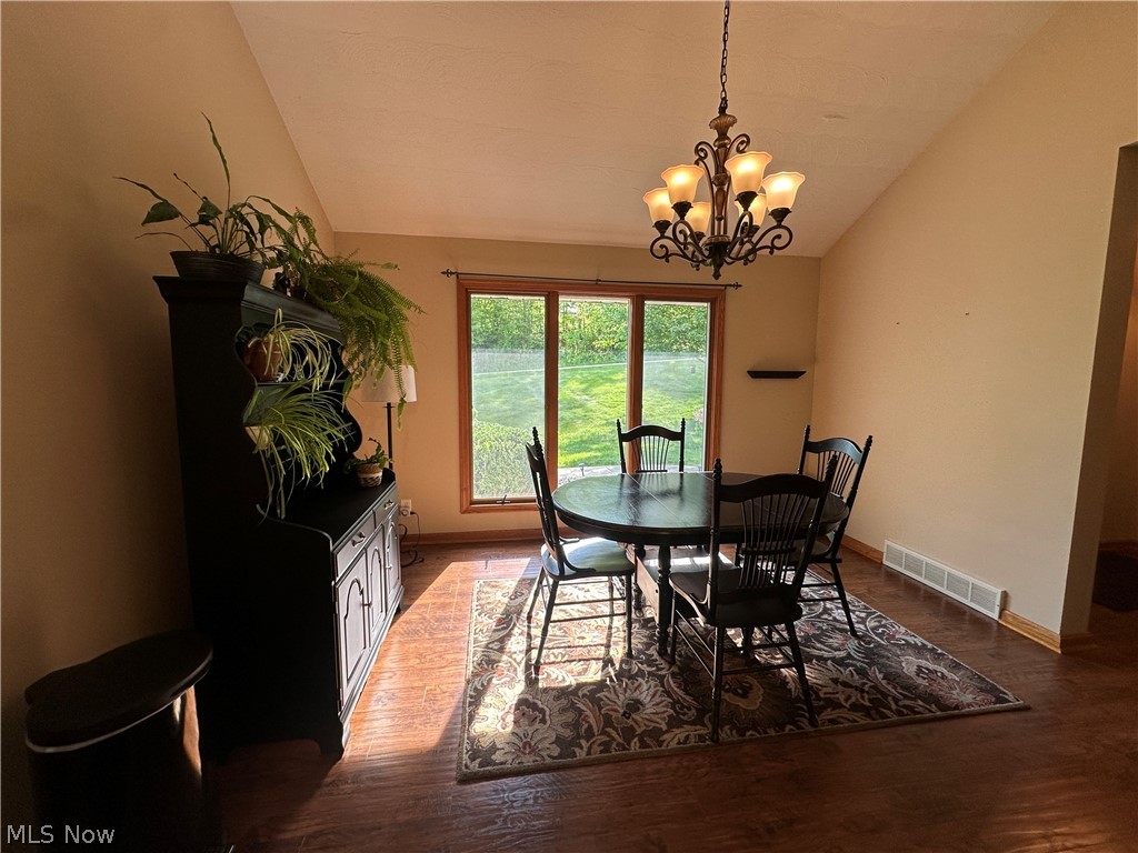 5540 Dillon Hills Drive Nashport OH 43830