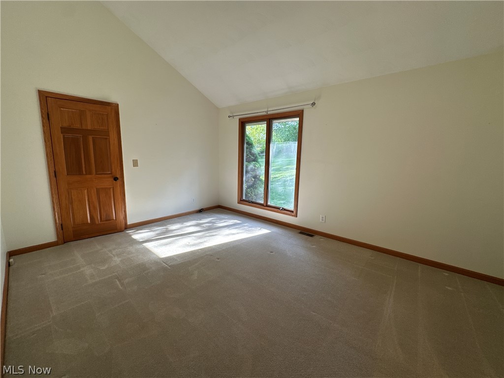 5540 Dillon Hills Drive Nashport OH 43830