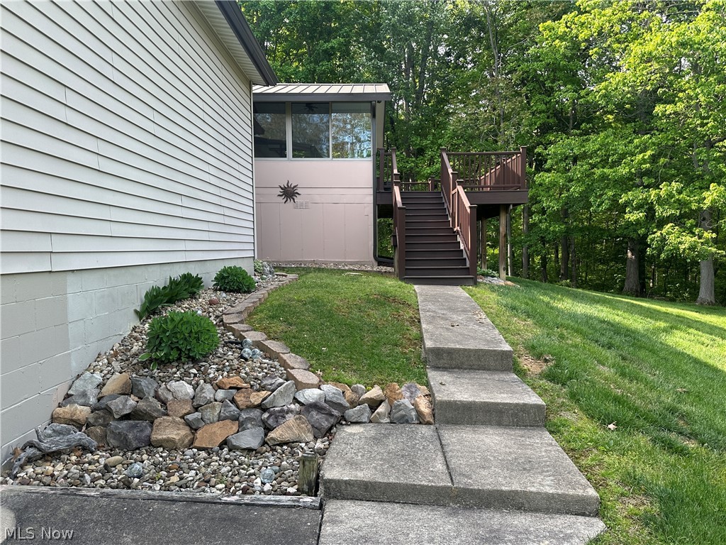 5540 Dillon Hills Drive Nashport OH 43830