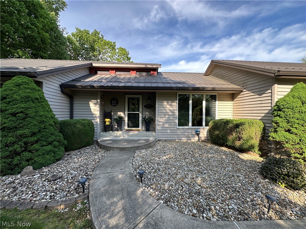 5540 Dillon Hills Drive Nashport OH 43830