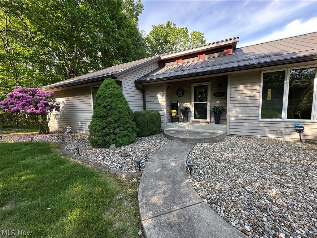 5540 Dillon Hills Drive Nashport OH 43830