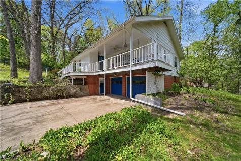 1699 Ambler Avenue SW North Canton OH 44709
