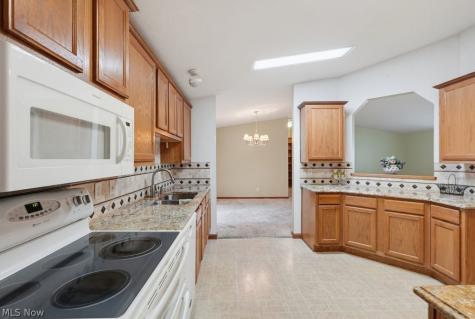 3295 Waterside Drive Akron OH 44319