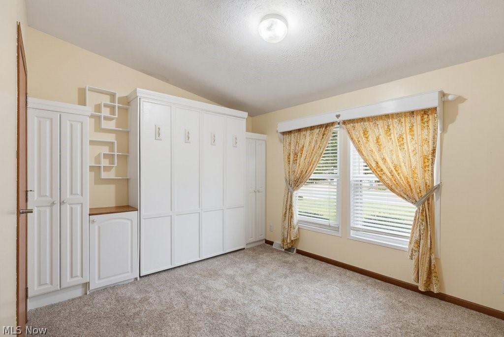 3295 Waterside Drive Akron OH 44319