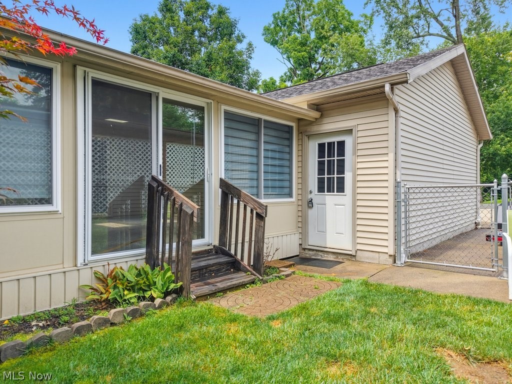 3295 Waterside Drive Akron OH 44319