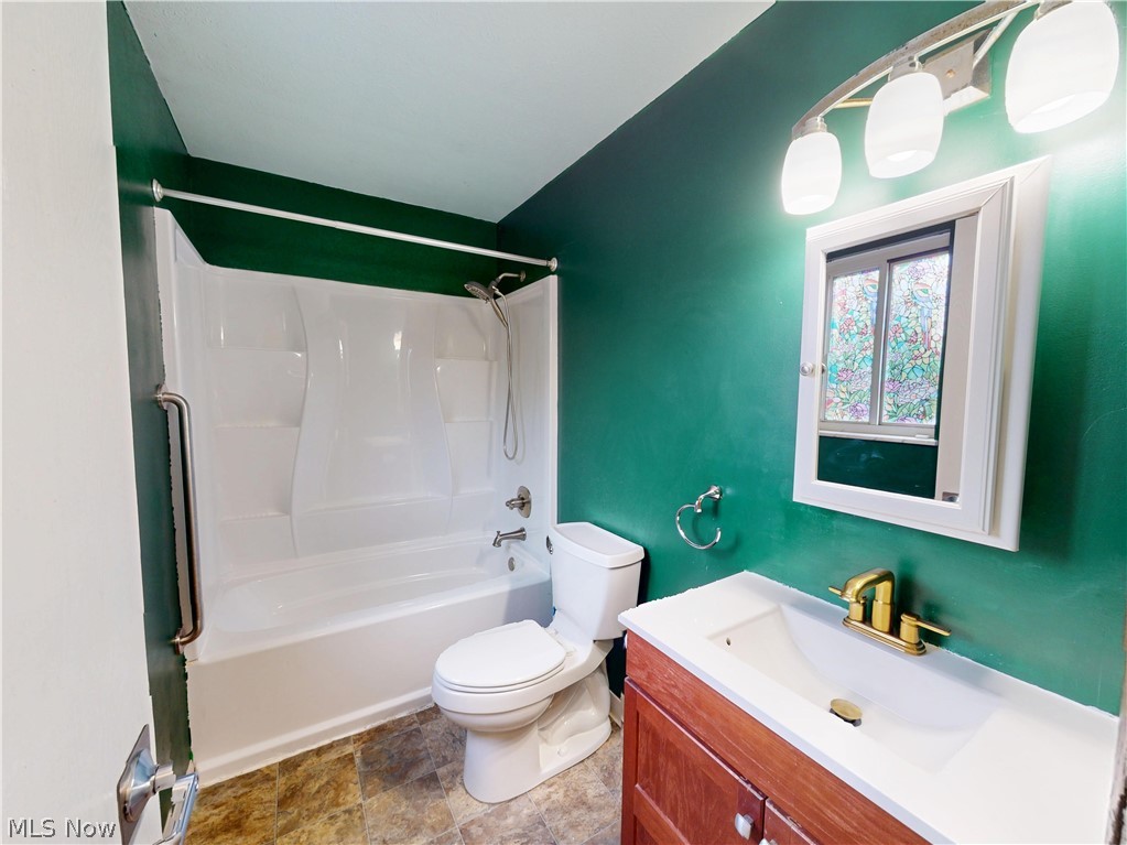 744 Arline Avenue Eastlake OH 44095