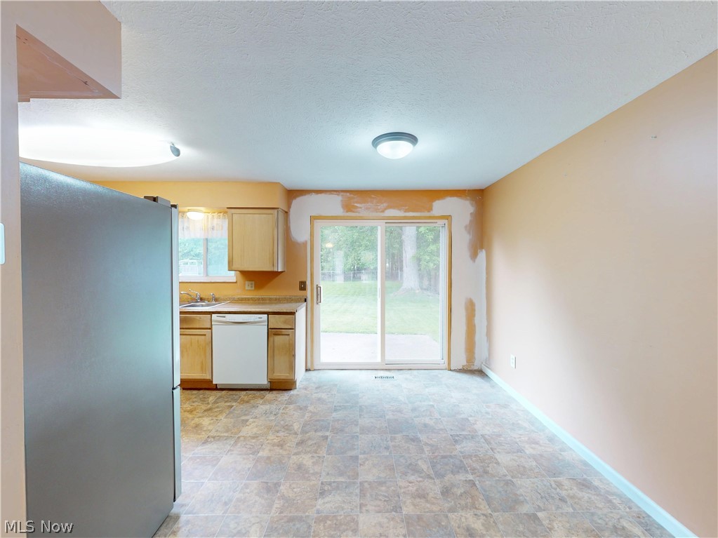 744 Arline Avenue Eastlake OH 44095