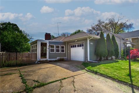Keenan Avenue Cuyahoga Falls OH 44221