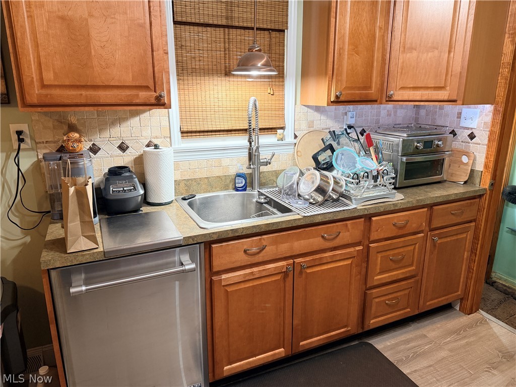 530 Keenan Avenue Cuyahoga Falls OH 44221