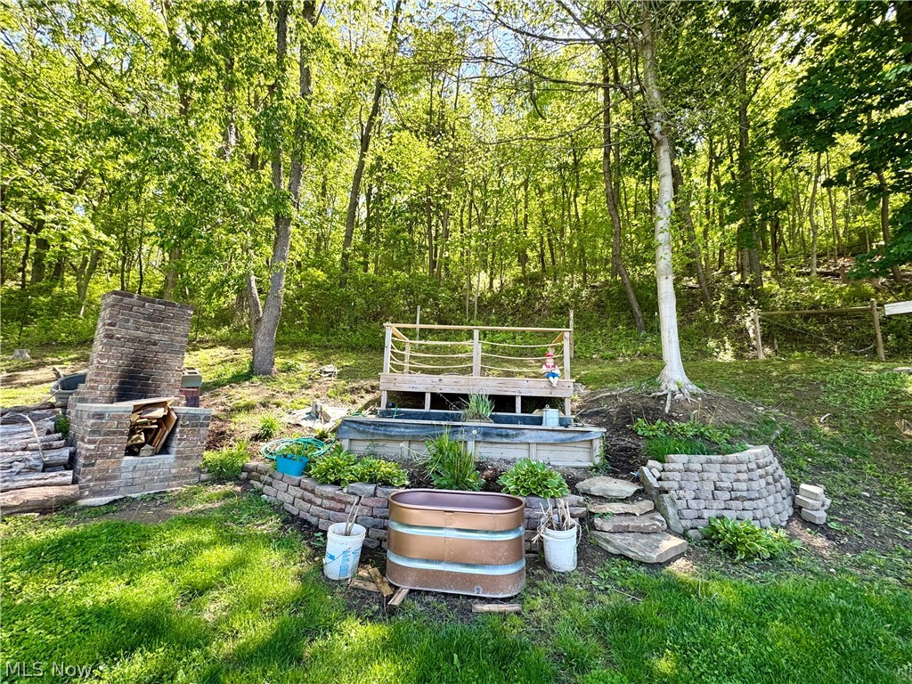 828 Green Drive Coshocton OH 43812