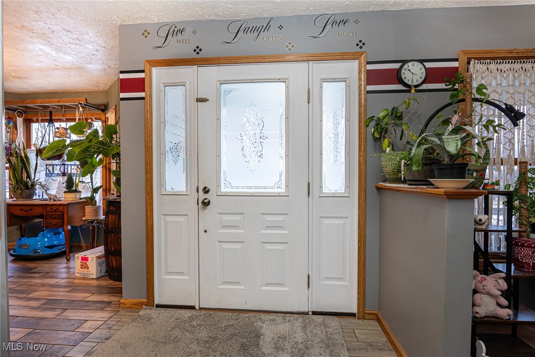 828 Green Drive Coshocton OH 43812