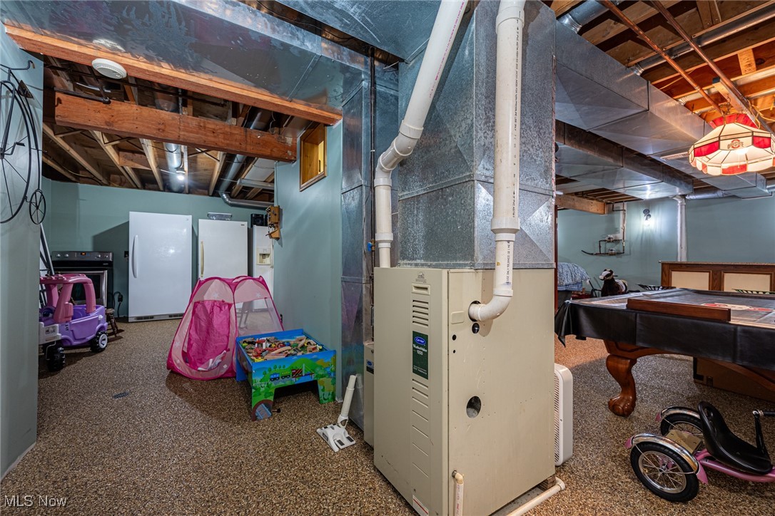 828 Green Drive Coshocton OH 43812