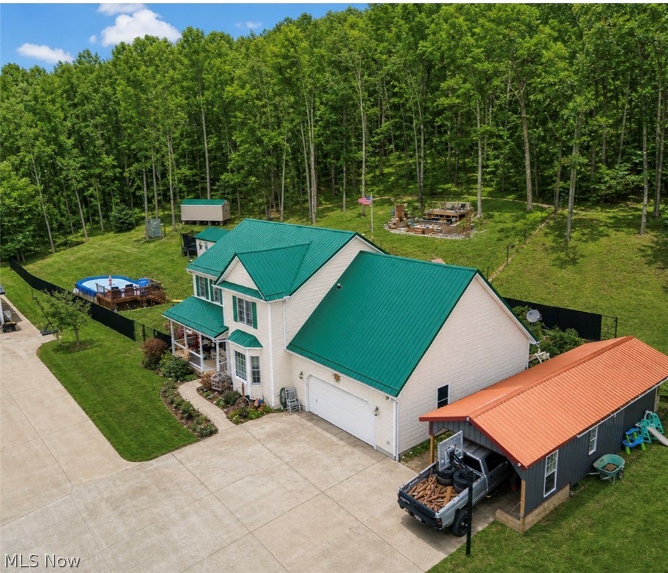 828 Green Drive Coshocton OH 43812