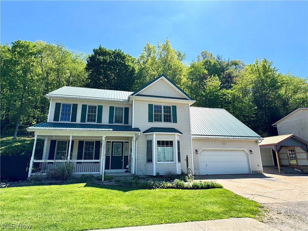828 Green Drive Coshocton OH 43812