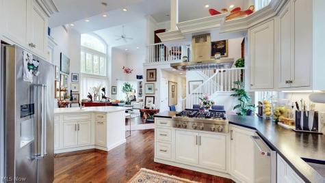 21121 S Woodland Road Shaker Heights OH 44122