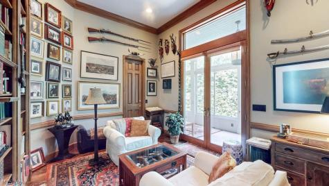 21121 S Woodland Road Shaker Heights OH 44122