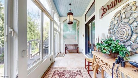 21121 S Woodland Road Shaker Heights OH 44122