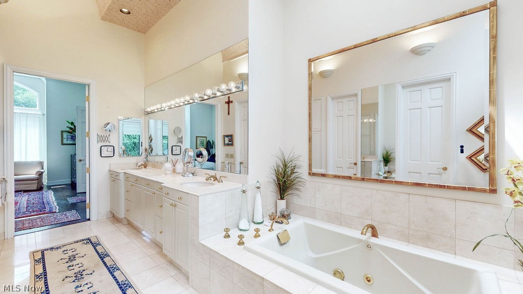 21121 S Woodland Road Shaker Heights OH 44122