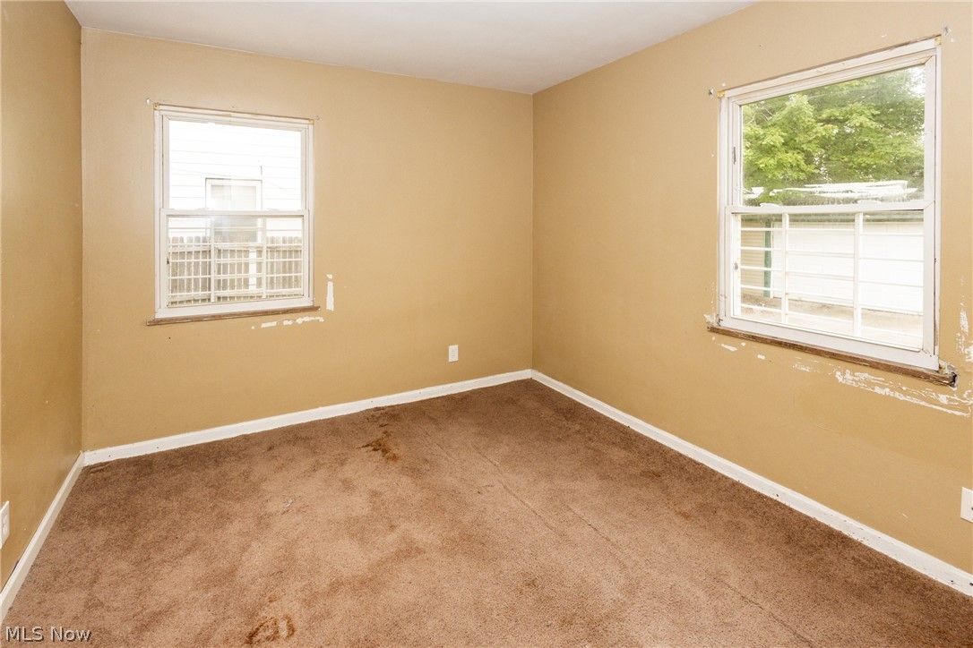 16906 Holly Hill Drive Cleveland OH 44128