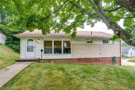 1425 Colonial Boulevard NE Canton OH 44714
