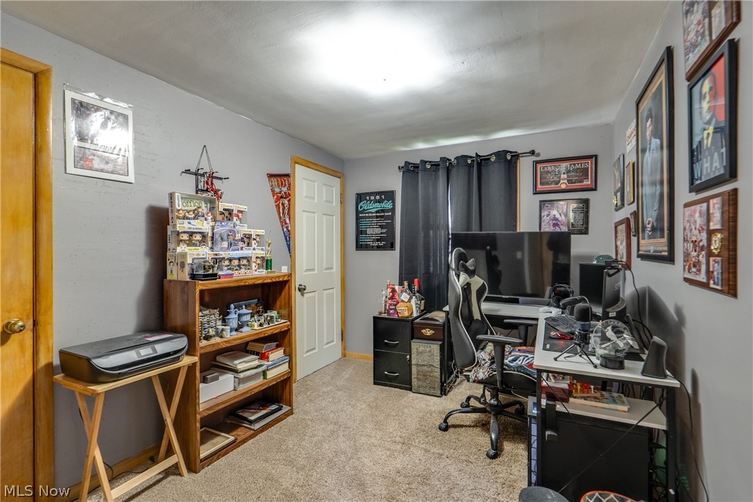 1425 Colonial Boulevard NE Canton OH 44714