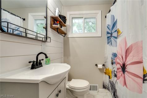 1425 Colonial Boulevard NE Canton OH 44714