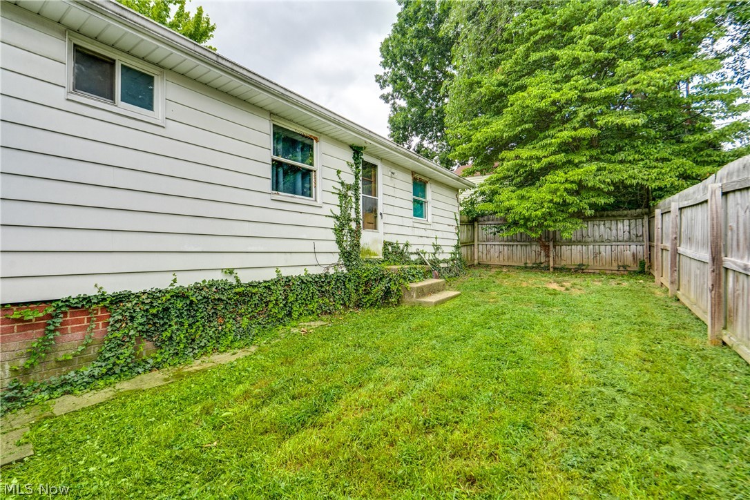 1425 Colonial Boulevard NE Canton OH 44714