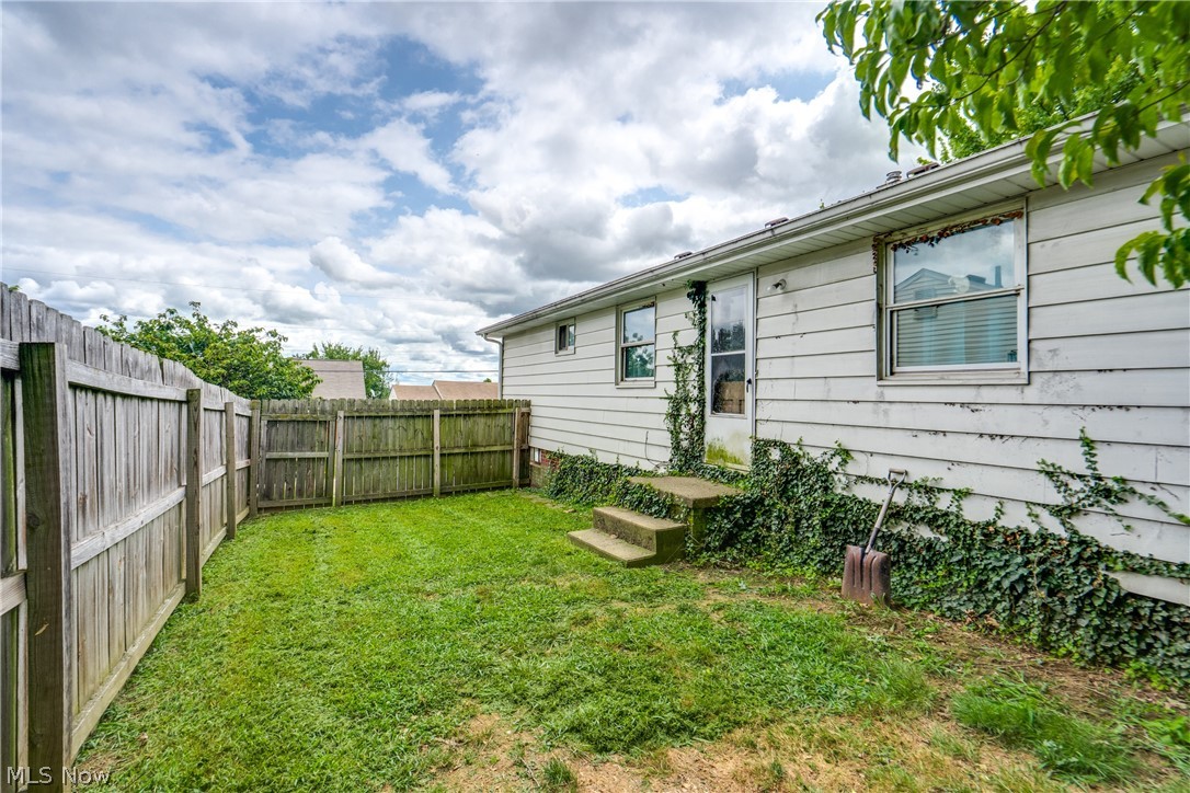 1425 Colonial Boulevard NE Canton OH 44714