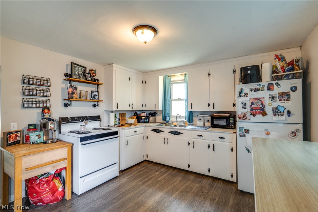 1425 Colonial Boulevard NE Canton OH 44714
