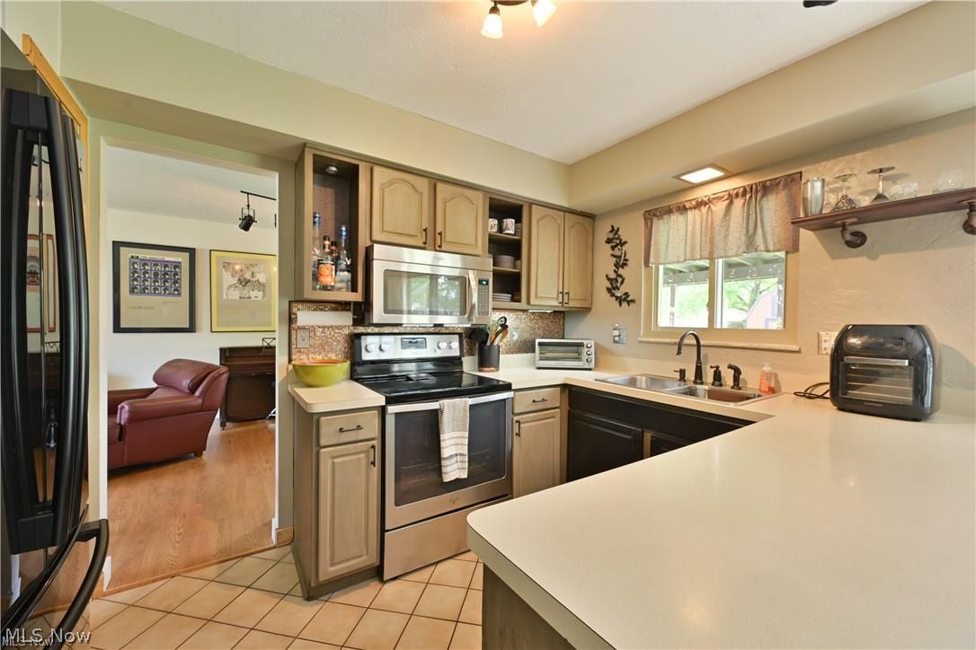 35319 Downing Avenue North Ridgeville OH 44039