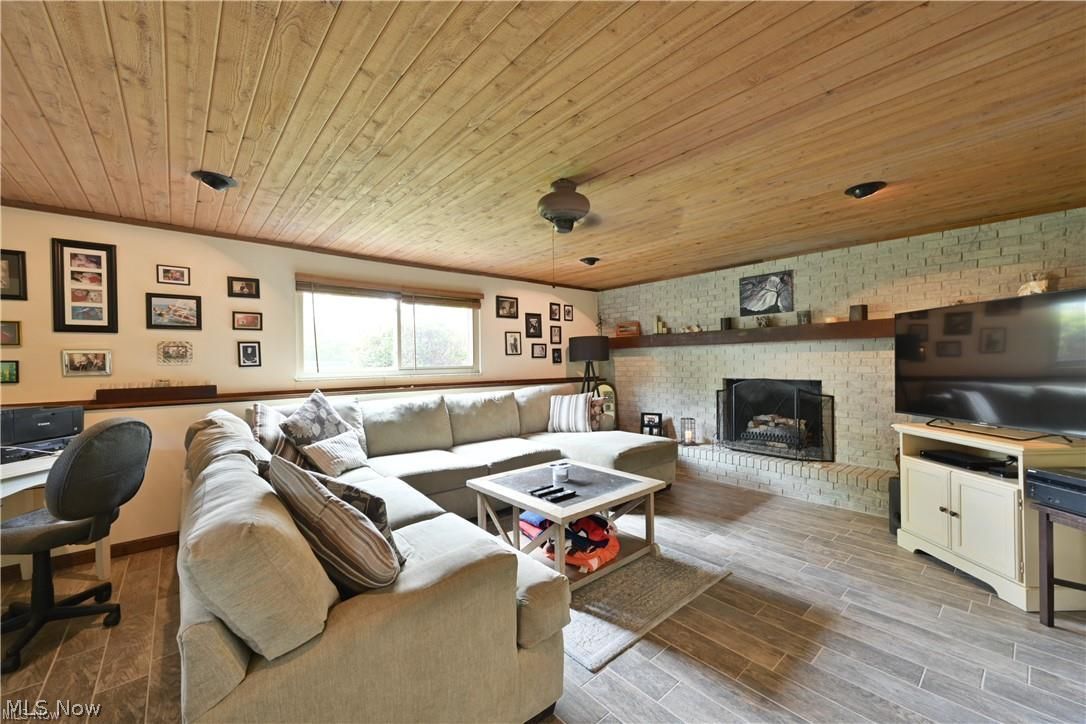 35319 Downing Avenue North Ridgeville OH 44039