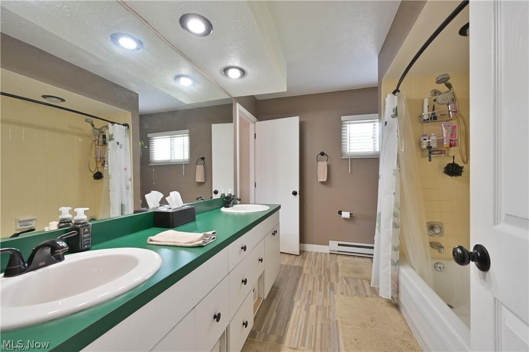 35319 Downing Avenue North Ridgeville OH 44039