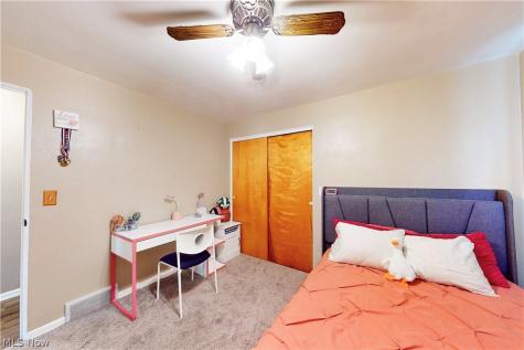400 Terri Avenue Steubenville OH 43952