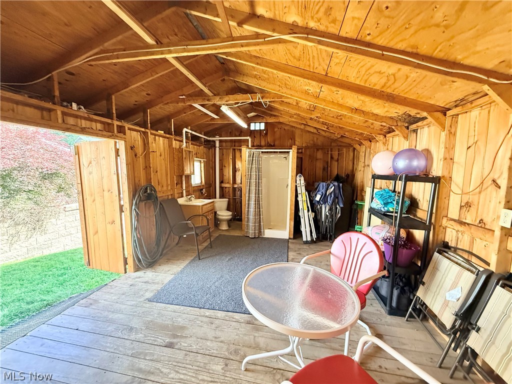 400 Terri Avenue Steubenville OH 43952