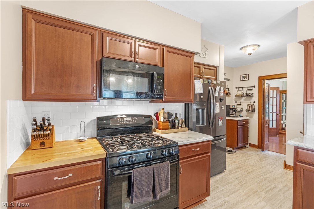 221 Raff Road NW Canton OH 44718