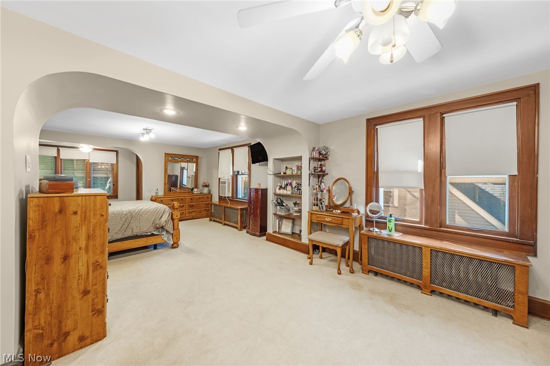 221 Raff Road NW Canton OH 44718