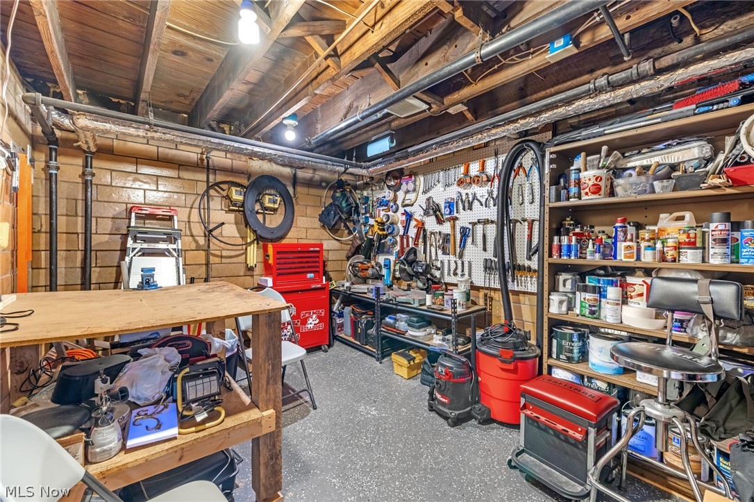 221 Raff Road NW Canton OH 44718