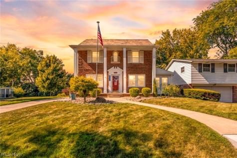 1036 Bennington Avenue NE Massillon OH 44646
